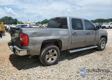 2013 Chevrolet Silverado C1500 Ls z USA, uszkodzony, nr VIN 3GCPCREA9DG356976